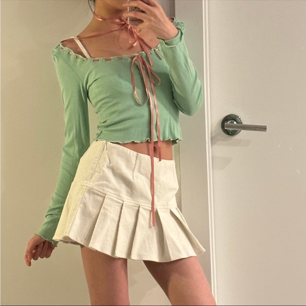 Green Long Sleeve Top
